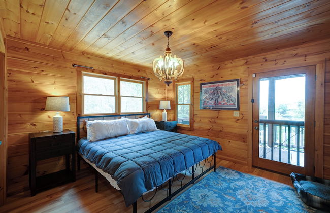 Mountain Haven in the Woods - Photo 6