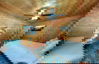Foto 2 - Mountain Haven in the Woods