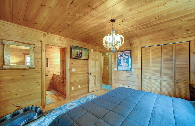 Mountain Haven in the Woods - Photo 4