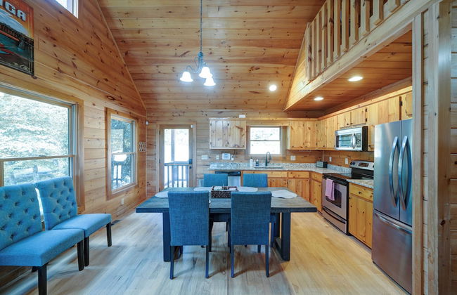 Mountain Haven in the Woods - Photo 9