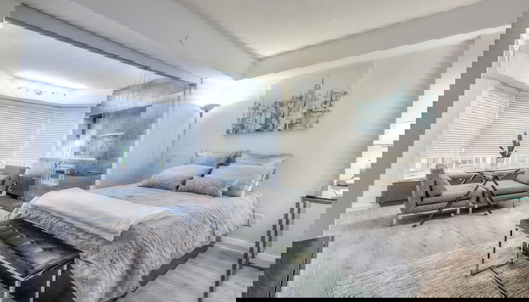 Foto 1 - Waterfront Clair Avenue Suites
