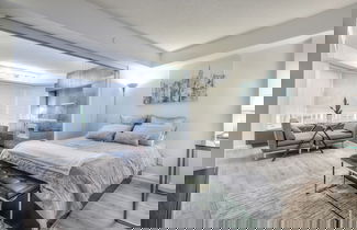 Foto 1 - Waterfront Clair Avenue Suites