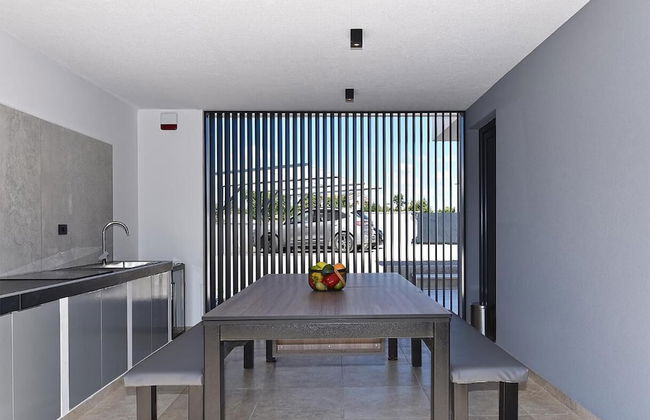 Spacious Villa With Pool and Garden in Stokovci - Foto 34