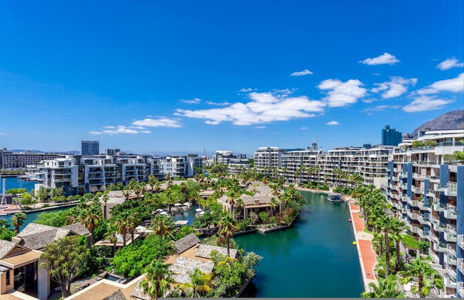 Canal View Two Bedroom Luxury Apartment - 507 - Foto 16