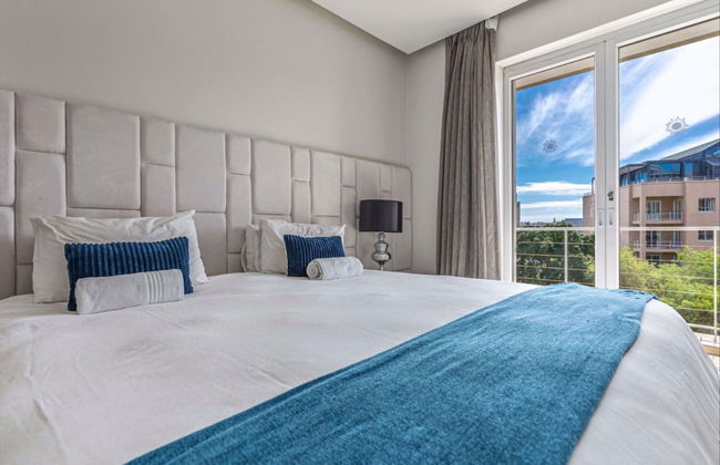 Canal View Two Bedroom Luxury Apartment - 507 - Foto 8