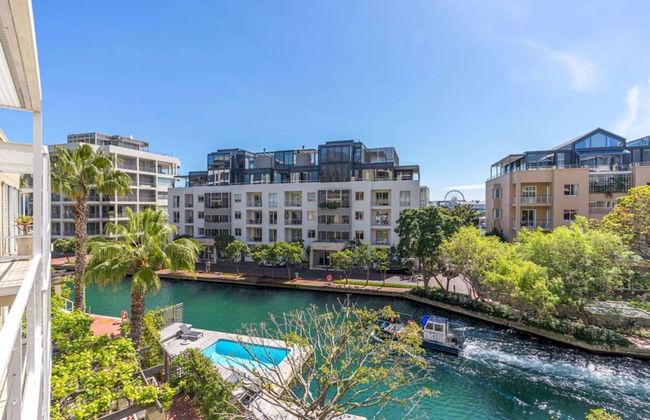 Canal View Two Bedroom Luxury Apartment - 507 - Foto 11