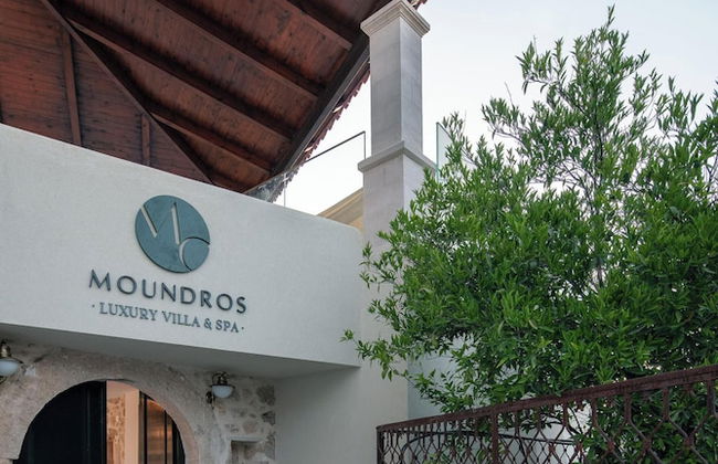 Moundros Luxury Villa & Spa - Photo 44