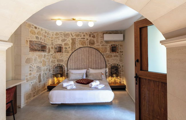 Moundros Luxury Villa & Spa - Photo 8
