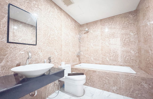 Homey And Simply 3Br At Grand Sungkono Lagoon Apartment - Foto 19