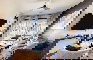 Photo 1 - Walkable Midtown Location Modern Amenities, Pool & Gym Anthem by Avantstay