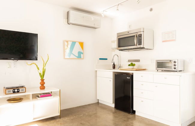 5 Private Rooms Sleeps 14 Wesley Studio Buyout - Foto 16