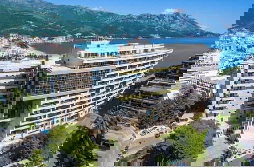 Photo 1 - Sea View Apartments MonteBook