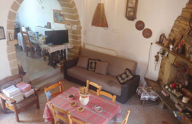 Traditional Luxury Villa in Fres - Photo 7