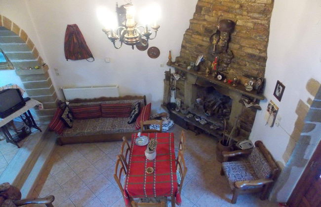 Traditional Luxury Villa in Fres - Photo 1