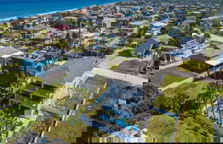 Foto 1 - Villa Nautilus Steps Away From the Beach - New Lux 3 Story Pool Hot Tub Home With Elevator