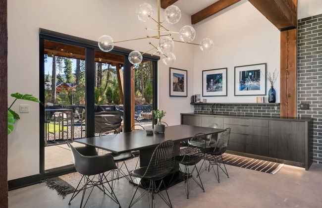 Architecturally Stunning Cle Elum Luxury Retreat - Photo 23