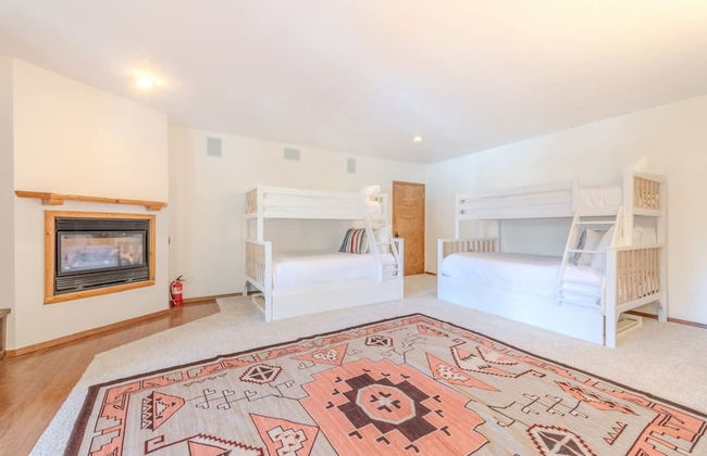 Grand Angel Fire Mountain Luxury ski Chalet - Photo 23