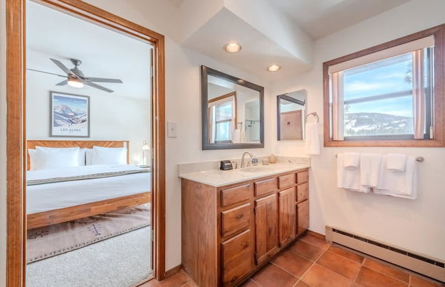 Grand Angel Fire Mountain Luxury ski Chalet - Photo 17