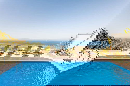 Foto 54 - Aigli Luxury Villa - Panoramic Seaview Retreat