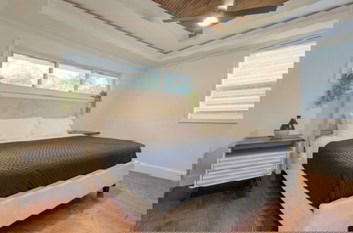 Photo 24 - Luxury Waterfront Home w/ Pool, Hot Tub & Dock Near Las Olas Gulfstream