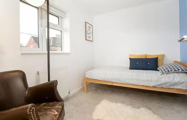 Charming 4 Bedroom Home Near Oxford - Foto 7