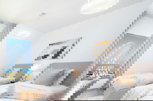 Foto 3 - LUX The Premium Dubai Eye View Suite 2