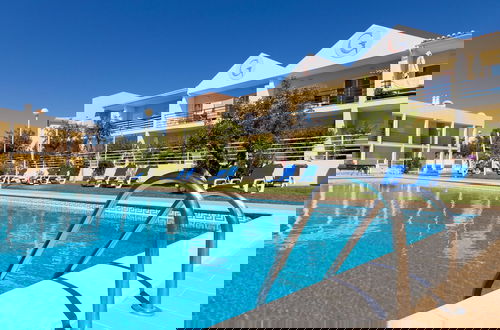 Foto 1 - Albufeira Sunny Apartment 2 by Homing