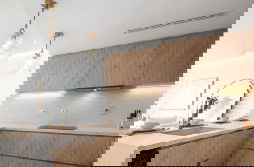 Foto 4 - LUX The Modern Golf Skyline Suite