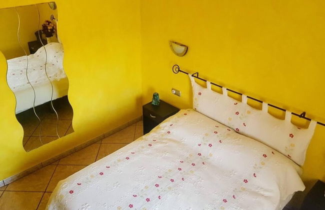 2-bed Villa With Pool, Garden & Parking Near Seron - Foto 2