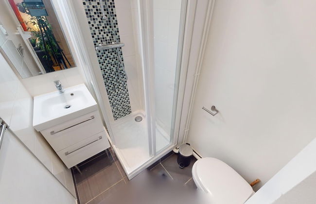 Beautiful 3bed House Garden & Parking - Foto 6