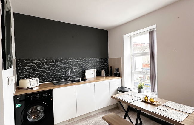 Willow Suite - 3br - Sleeps 8 - Central Blackpool - Photo 5