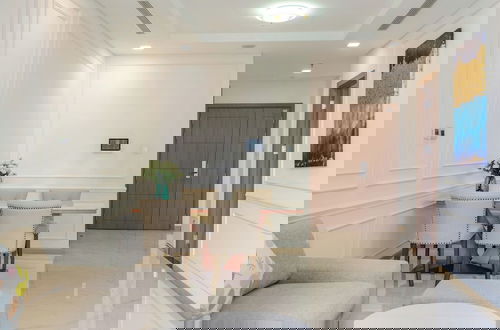 Photo 11 - Sunwah Pearl Centre Point