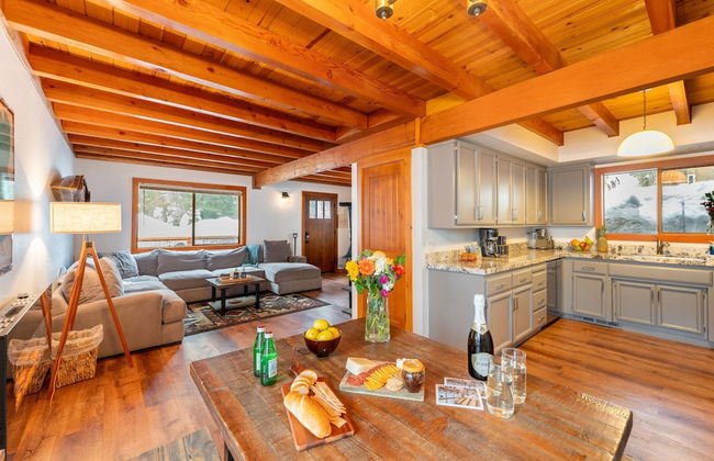 Indigo Owl by Avantstay Cabin w Firepit Minutes to Lake Slopes - Foto 15