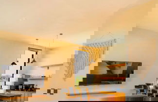 Foto 1 - Great Located Studio PH With Private Pool by Waves Management