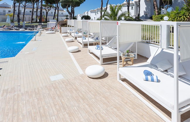 Marbella Resort 9 Pool Whirlpool Sauna - Photo 14