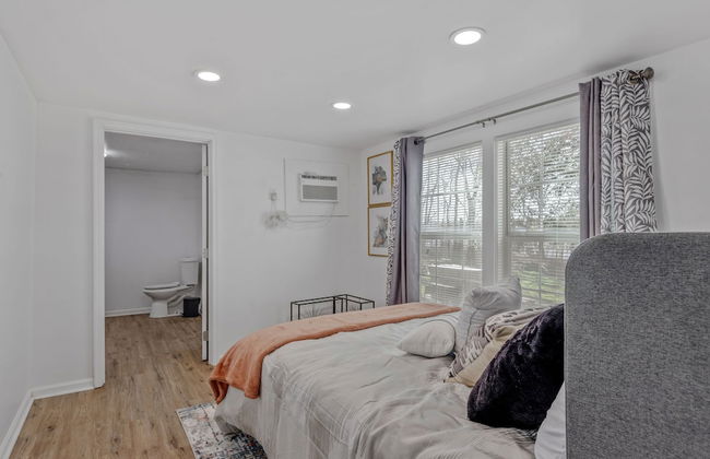 Whiskey Bay Hideaway Your Riverside Escape - Photo 2