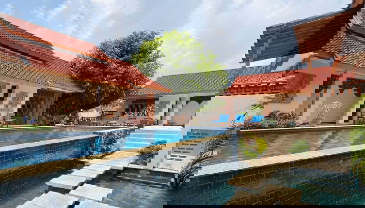 Foto 1 - Baleeyan