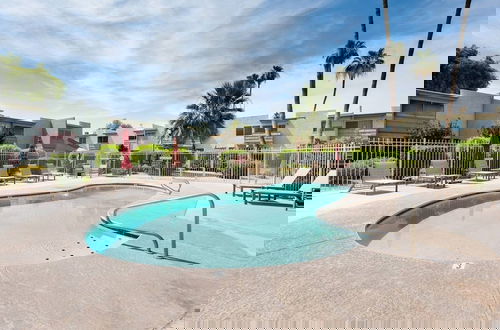 Photo 1 - Walk 2 Old Town - Pool View Fashion Square