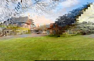 Photo 3 - Country Retreat - Sleeps 14 - Large Garden