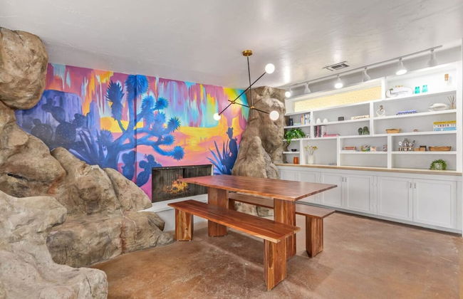 Northview Mid-century Escape Pool Firepit Bocce - Foto 11