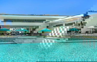 Foto 3 - Sleeps 23 Luxury Villa w/ Pool, Hot Tub & Pickleball Court Bravo Villa 10