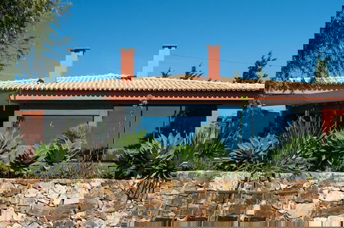Foto 19 - Garden Seaside Villa by Cadenzalux