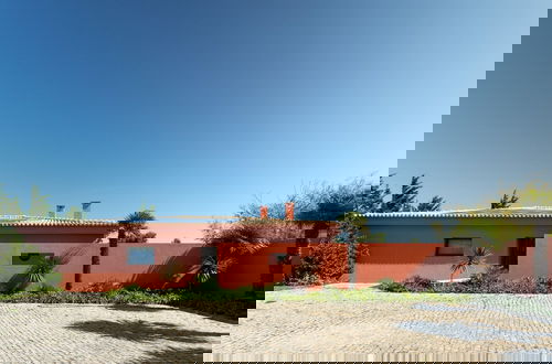 Foto 17 - Garden Seaside Villa by Cadenzalux