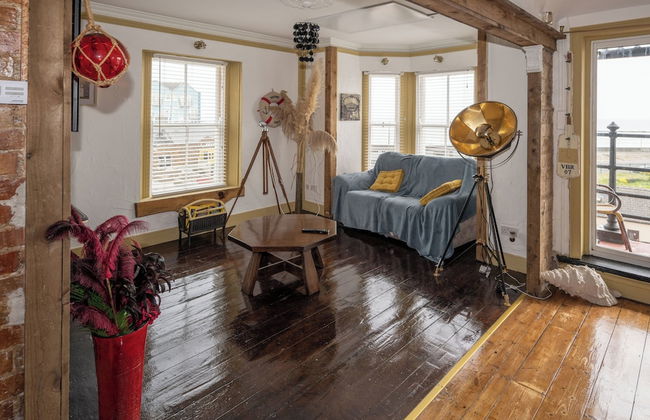 Quirky Apt - Sleeps 6 - Coastal Area - Parking - Foto 1