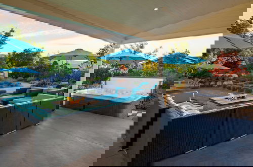 Foto 45 - Luxe, Pool, Spa, Fire Pit, Game Room, Piano Sonoma Pool Retreat by Avantstay