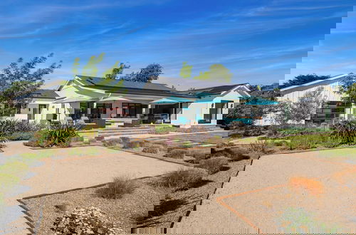 Foto 53 - Luxe, Pool, Spa, Fire Pit, Game Room, Piano Sonoma Pool Retreat by Avantstay
