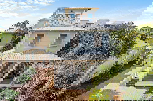 Foto 1 - Dragonfly Dreams 30A by Avantstay Walk to Beach