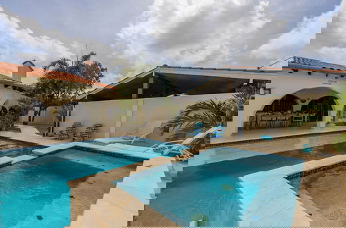 Foto 32 - Beautiful 4BR 3BA Villa w Private Pool Jacuzzi