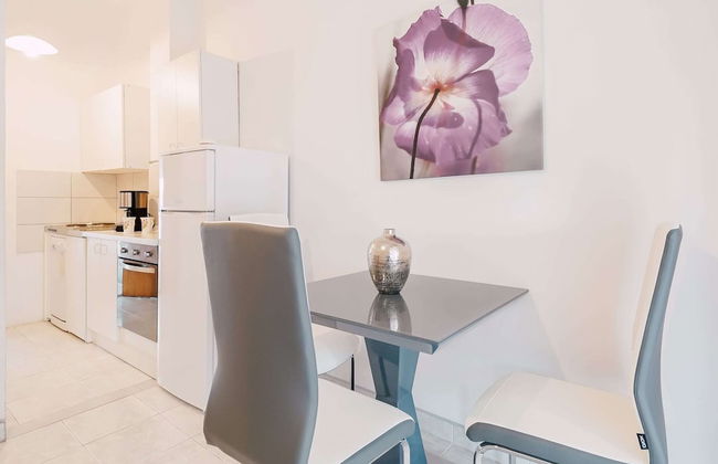Adorable Apartment With Swimming Pool and Terrace - Foto 6