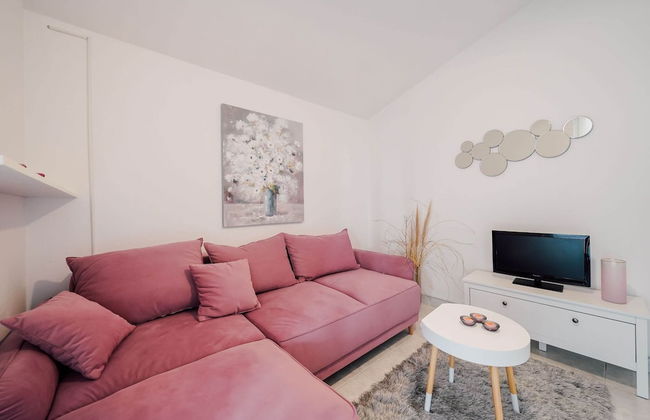 Adorable Apartment With Swimming Pool and Terrace - Foto 8
